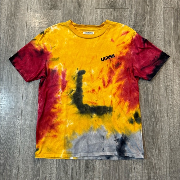 RETRO TIEDYE GUESS TSHIRT - Picture 1 of 6